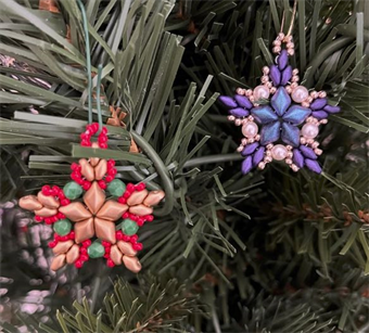 4261 Off-Loom Bead Weaving – Beaded Christmas Star/Christmas in July